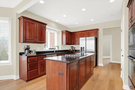 8203 Traders Hollow Lane Indianapolis IN 46278