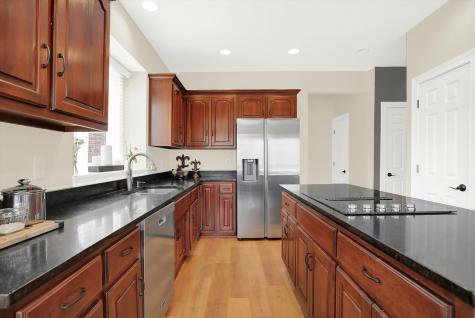 8203 Traders Hollow Lane Indianapolis IN 46278