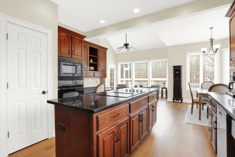 8203 Traders Hollow Lane Indianapolis IN 46278