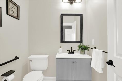 8203 Traders Hollow Lane Indianapolis IN 46278