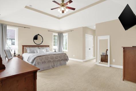 8203 Traders Hollow Lane Indianapolis IN 46278