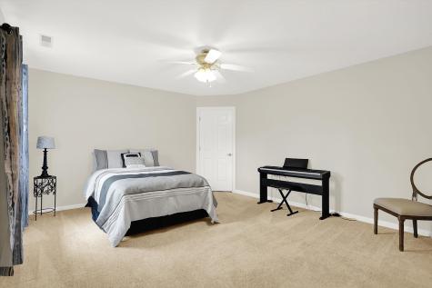 8203 Traders Hollow Lane Indianapolis IN 46278