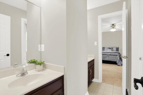 8203 Traders Hollow Lane Indianapolis IN 46278