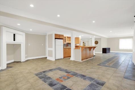 8203 Traders Hollow Lane Indianapolis IN 46278