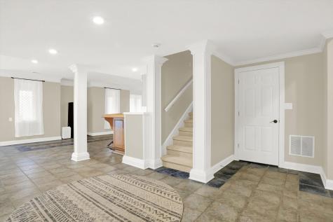 8203 Traders Hollow Lane Indianapolis IN 46278