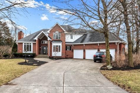 8203 Traders Hollow Lane Indianapolis IN 46278