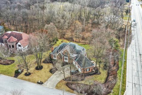 8203 Traders Hollow Lane Indianapolis IN 46278