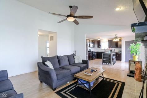 5773 Saint Simons Drive Indianapolis IN 46237