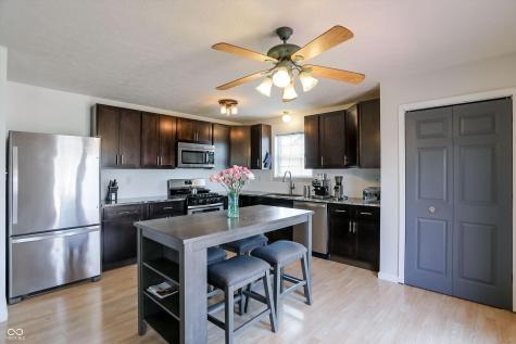 5773 Saint Simons Drive Indianapolis IN 46237