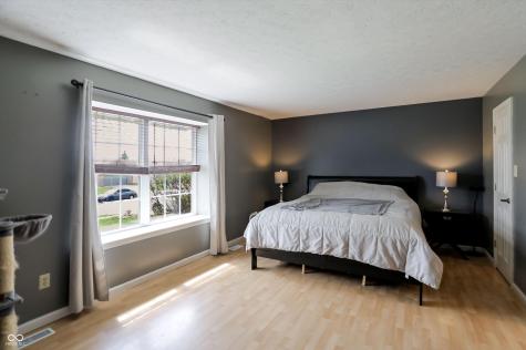 5773 Saint Simons Drive Indianapolis IN 46237