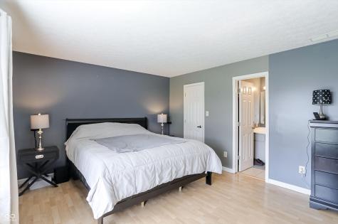 5773 Saint Simons Drive Indianapolis IN 46237
