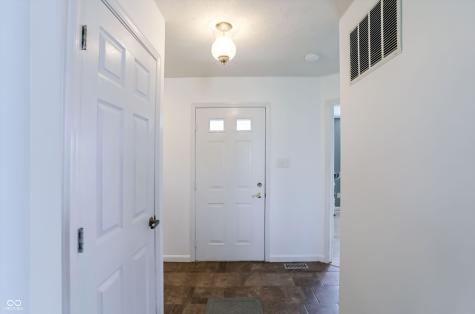 5773 Saint Simons Drive Indianapolis IN 46237