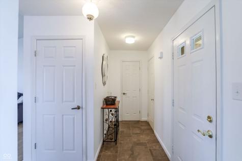 5773 Saint Simons Drive Indianapolis IN 46237