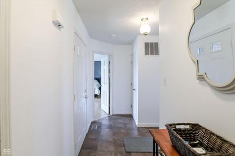 5773 Saint Simons Drive Indianapolis IN 46237