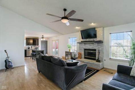 5773 Saint Simons Drive Indianapolis IN 46237