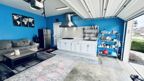 8341 Welder Place Indianapolis IN 46237