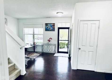 8341 Welder Place Indianapolis IN 46237