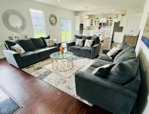 8341 Welder Place Indianapolis IN 46237
