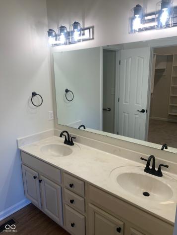 1370 Heron Ridge Boulevard Greenwood IN 46143