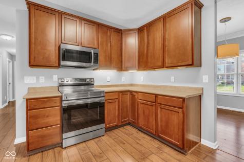 1394 Longleaf Street Avon IN 46123