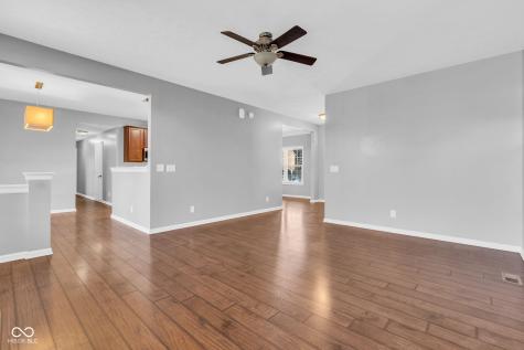 1394 Longleaf Street Avon IN 46123