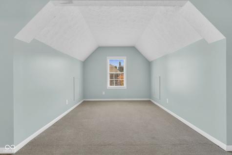 1394 Longleaf Street Avon IN 46123