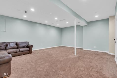 1394 Longleaf Street Avon IN 46123