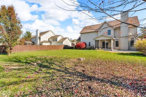 1394 Longleaf Street Avon IN 46123
