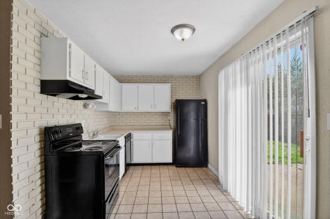 5536 Furnas Court Indianapolis IN 46221