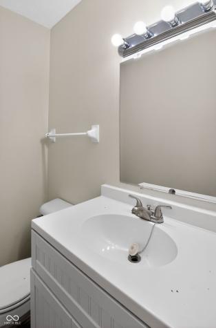 5536 Furnas Court Indianapolis IN 46221