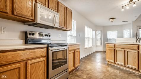 5896 Hollow Oak Trail Carmel IN 46033