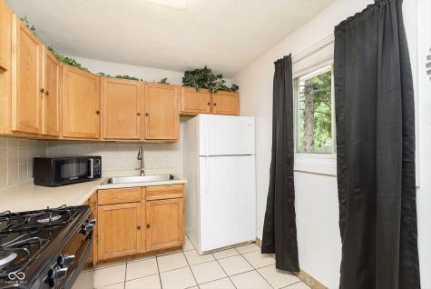 3516 Mayflower Drive Indianapolis IN 46221