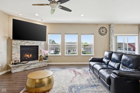 7238 Silverwood Court Indianapolis IN 46259