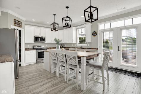 5142 Cedar Mill Lane Indianapolis IN 46237
