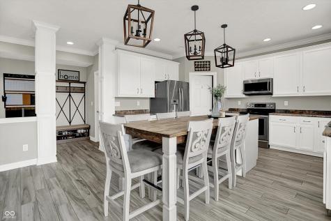 5142 Cedar Mill Lane Indianapolis IN 46237
