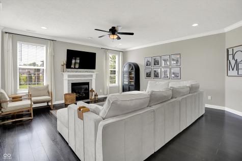 5142 Cedar Mill Lane Indianapolis IN 46237