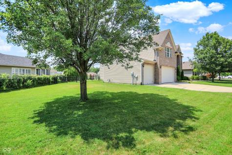 5142 Cedar Mill Lane Indianapolis IN 46237