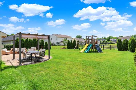 5142 Cedar Mill Lane Indianapolis IN 46237
