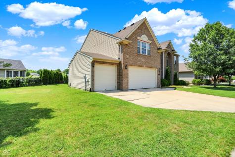 5142 Cedar Mill Lane Indianapolis IN 46237
