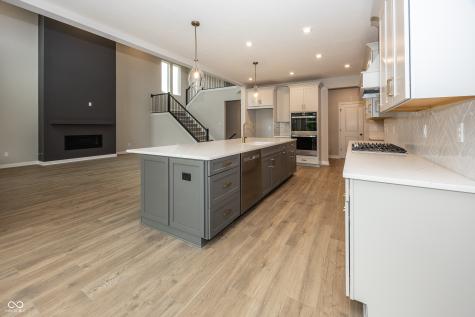 12592 Lowery Way Fishers IN 46037