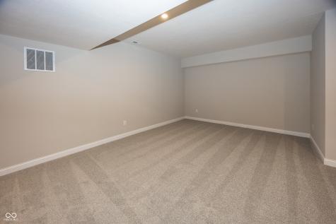 12592 Lowery Way Fishers IN 46037