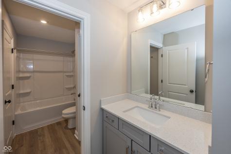 12592 Lowery Way Fishers IN 46037