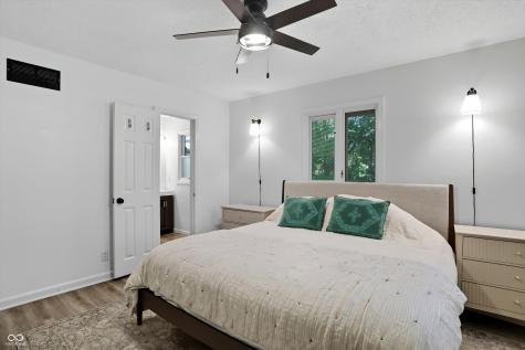15030 Little Eagle Creek Avenue Zionsville IN 46077