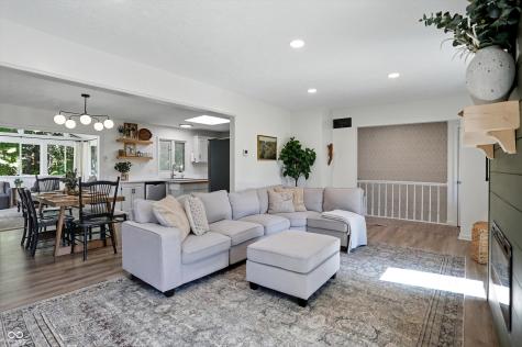 15030 Little Eagle Creek Avenue Zionsville IN 46077