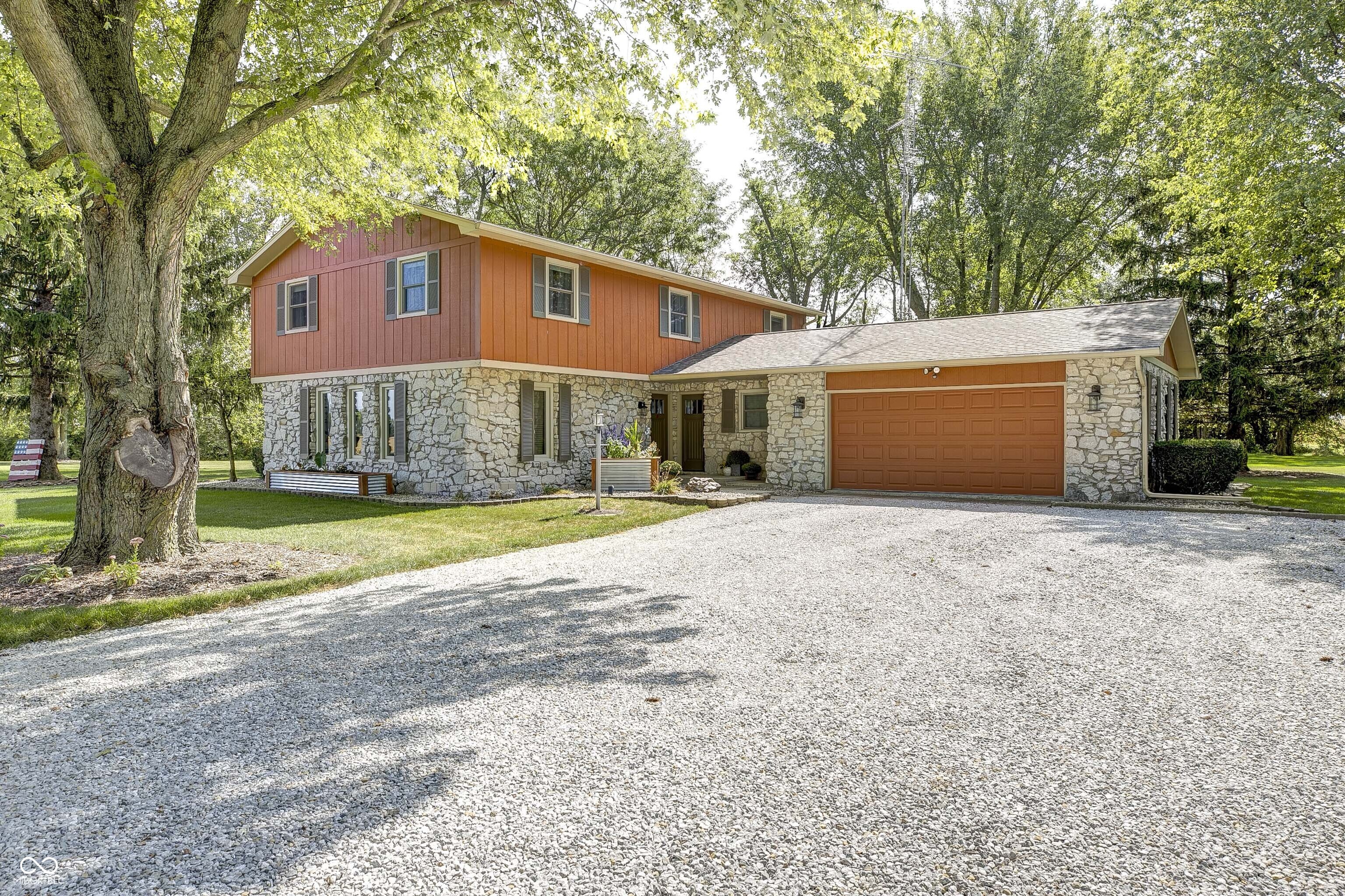 5915 W 1400 N Elwood IN 46036