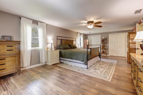 5915 W 1400 N Elwood IN 46036