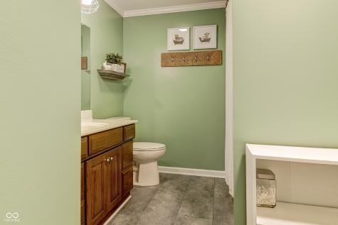 5915 W 1400 N Elwood IN 46036