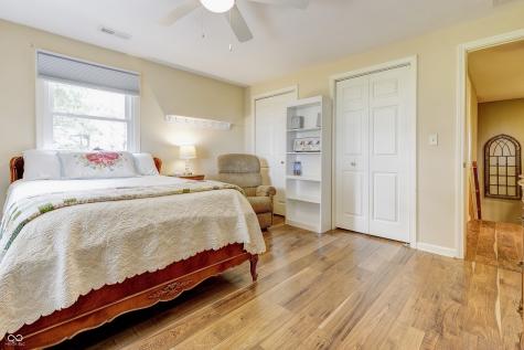 5915 W 1400 N Elwood IN 46036
