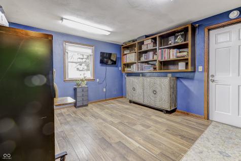 5915 W 1400 N Elwood IN 46036
