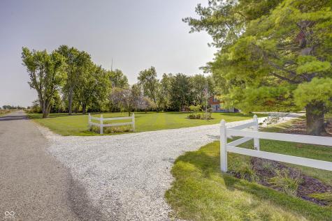5915 W 1400 N Elwood IN 46036